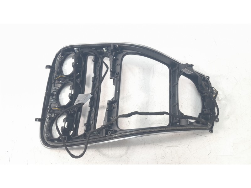 Recambio de moldura para mercedes-benz clase c coupe (w205) c 250 d 4matic (205.309) referencia OEM IAM A2056809504  
