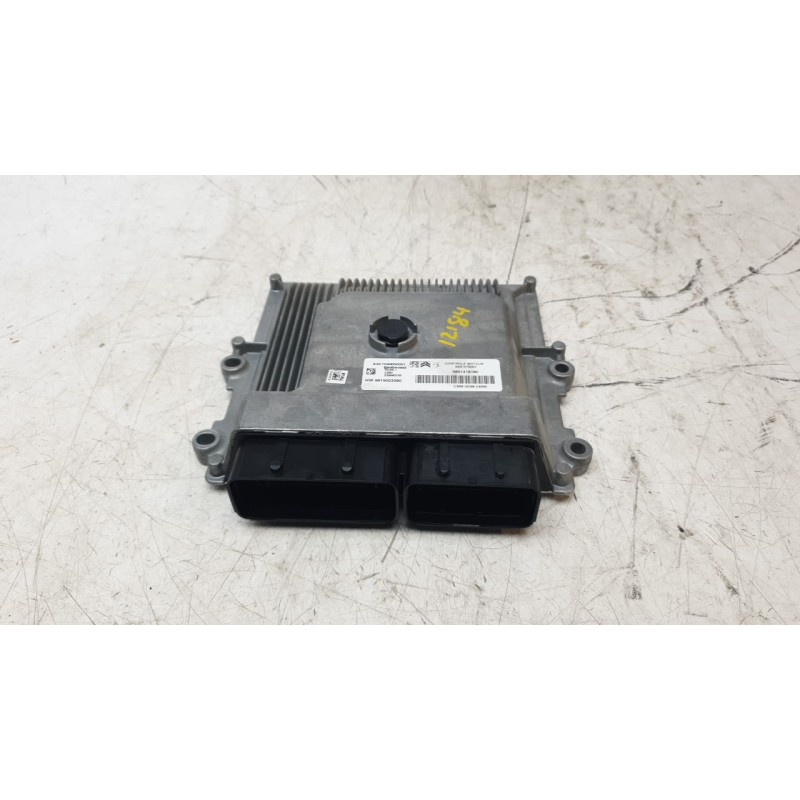 Recambio de centralita motor uce para opel corsa f (p2jo) 1.2 (68) referencia OEM IAM 9851418180  