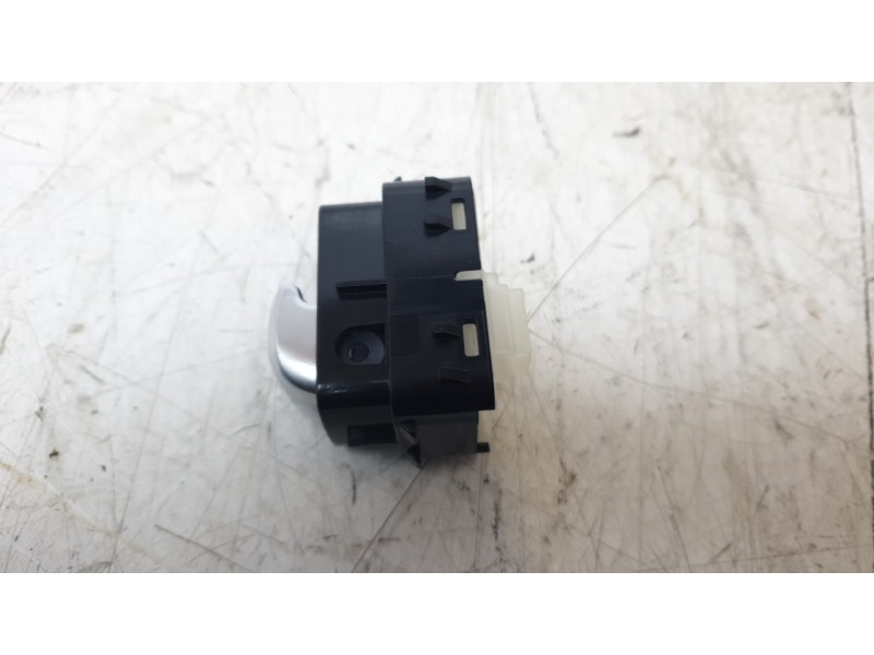 Recambio de mando elevalunas delantero derecho para mercedes-benz clase c coupe (w205) c 250 d 4matic (205.309) referencia OEM I