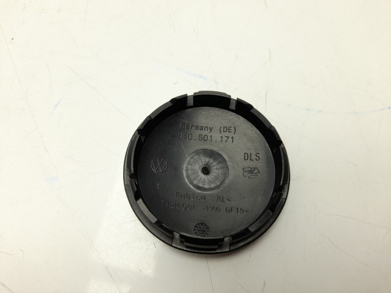 Recambio de tapacubos para volkswagen t-roc (a11, d11) 2.0 tdi referencia OEM IAM 1S0601171  