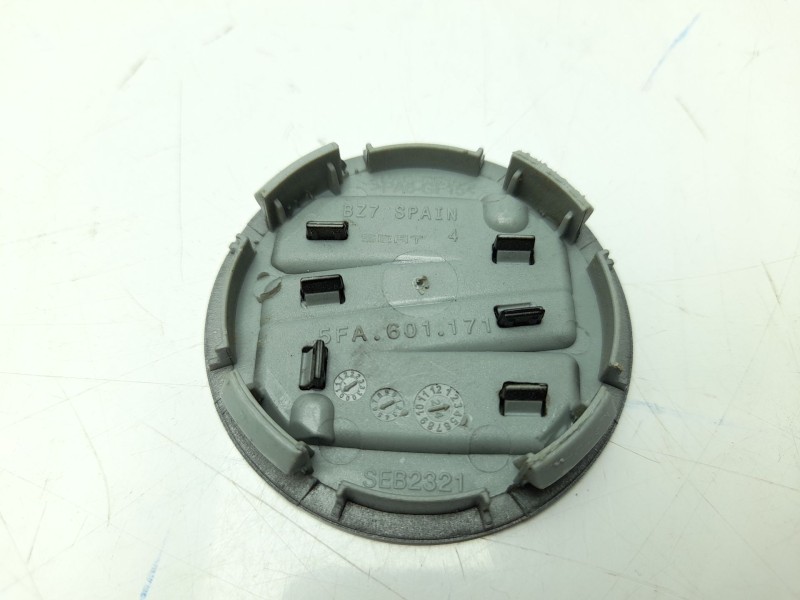 Recambio de tapacubos para seat ibiza (kj1) 1.0 tsi referencia OEM IAM 5FA601171  