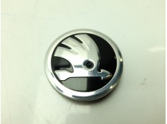 Recambio de tapacubos para skoda kamiq (nw4) 1.0 tsi referencia OEM IAM 5E0601151  