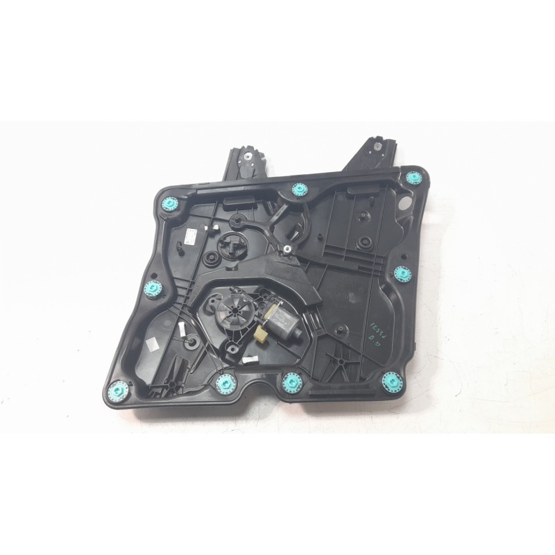 Recambio de elevalunas delantero derecho para volkswagen golf viii (cd1, da1) 2.0 tdi referencia OEM IAM 5H0837462F  