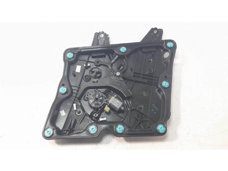 Recambio de elevalunas delantero derecho para volkswagen golf viii (cd1, da1) 2.0 tdi referencia OEM IAM 5H0837462F  