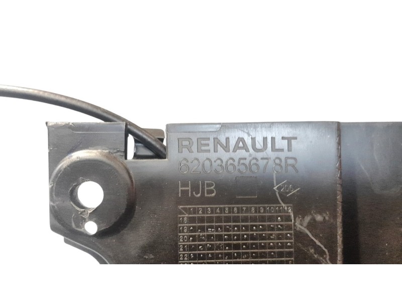 Recambio de panel frontal para renault captur ii techno referencia OEM IAM 620365678R 107181516 RN7042102