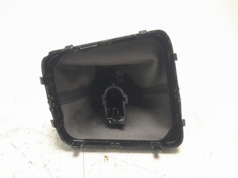 Recambio de pomo palanca cambio para kia ceed tourer (cd) 1.0 t-gdi referencia OEM IAM 43711H8300  