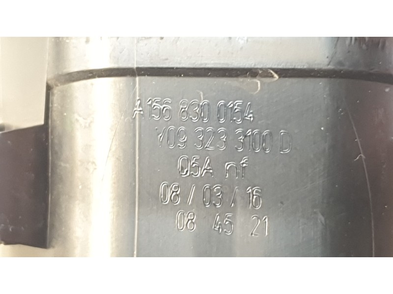 Recambio de aireador izquierdo para mercedes-benz clase gla (w156) gla 220 cdi 4m / d 4m (156.905) referencia OEM IAM A156830015