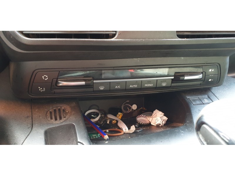 Recambio de mando climatizador para citroen berlingo 1.5 blue-hdi fap referencia OEM IAM 98340419ZD  