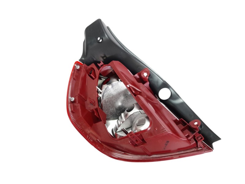 Recambio de piloto trasero derecho para renault clio iii referencia OEM IAM 8200886946 103F19870770 103F19870770 , RN3274153 , 1