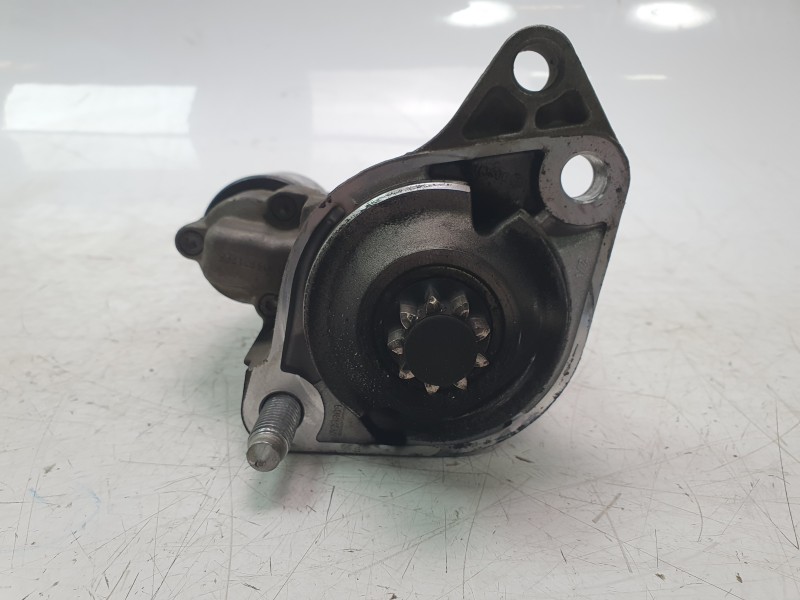 Recambio de motor arranque para volkswagen golf iv (1j1) 1.6 16v referencia OEM IAM 020911023T 0001120402 