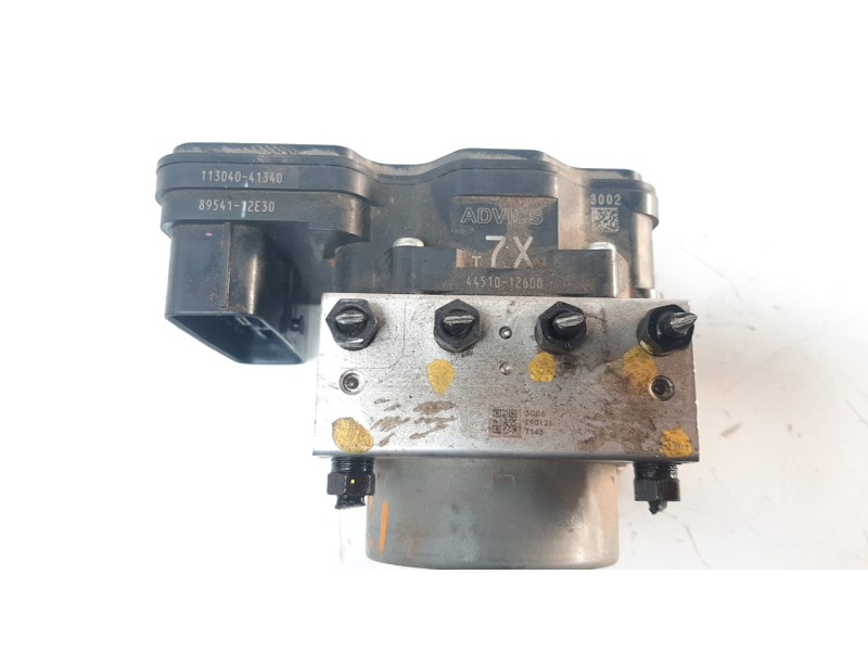 Recambio de abs para toyota corolla (e21) referencia OEM IAM 4405002D40  