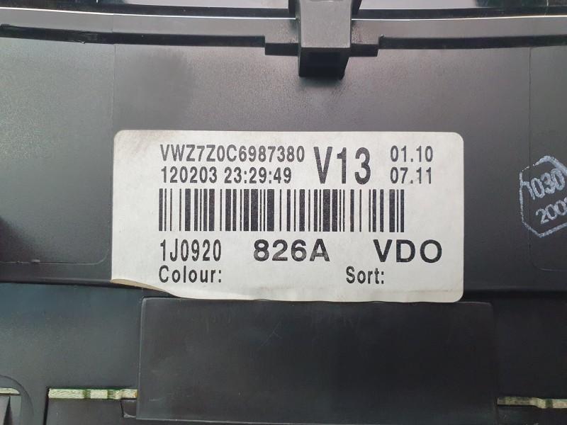 Recambio de cuadro instrumentos para volkswagen golf iv (1j1) 1.6 16v referencia OEM IAM 1J0920826A  
