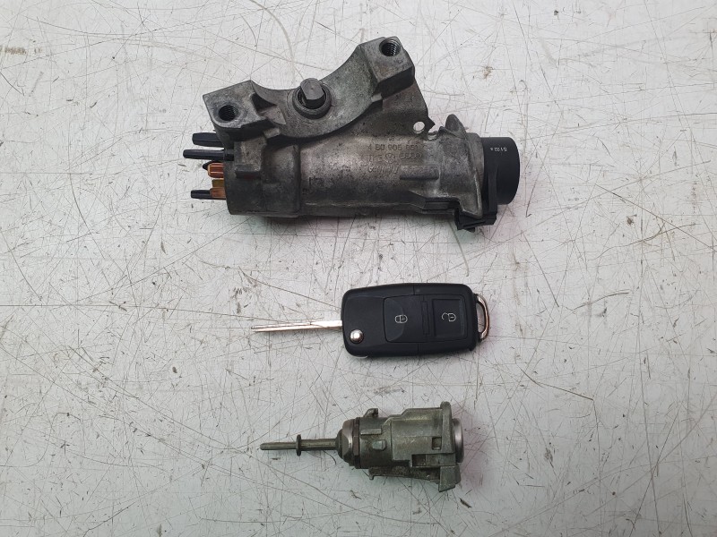 Recambio de conmutador de arranque para volkswagen golf iv (1j1) 1.6 16v referencia OEM IAM 4B0905851C  
