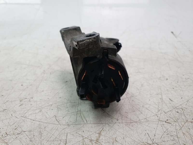 Recambio de conmutador de arranque para volkswagen golf iv (1j1) 1.6 16v referencia OEM IAM 4B0905851C  