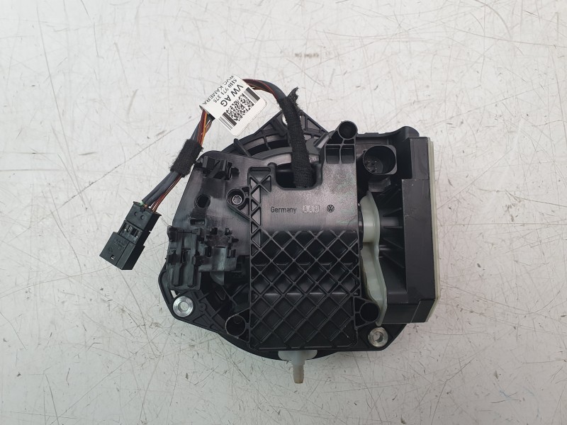 Recambio de maneta exterior porton para volkswagen golf viii (cd1, da1) 2.0 tdi referencia OEM IAM 5H0827469F 5H0971375 