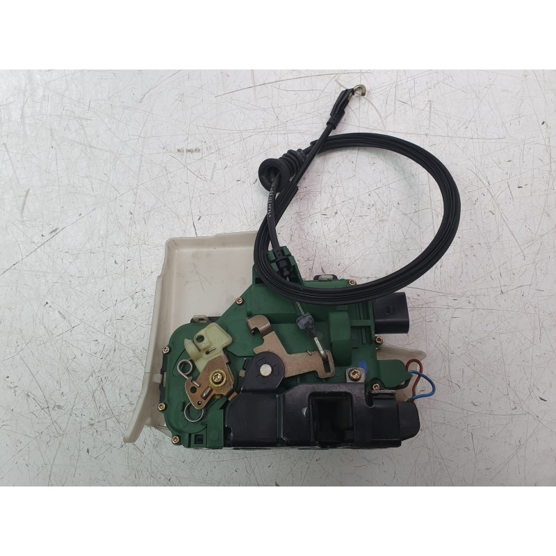 Recambio de cerradura puerta delantera izquierda para volkswagen golf iv (1j1) 1.6 16v referencia OEM IAM 3B1837015Q  
