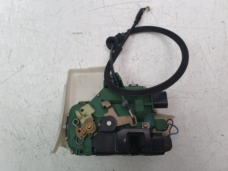 Recambio de cerradura puerta delantera izquierda para volkswagen golf iv (1j1) 1.6 16v referencia OEM IAM 3B1837015Q  