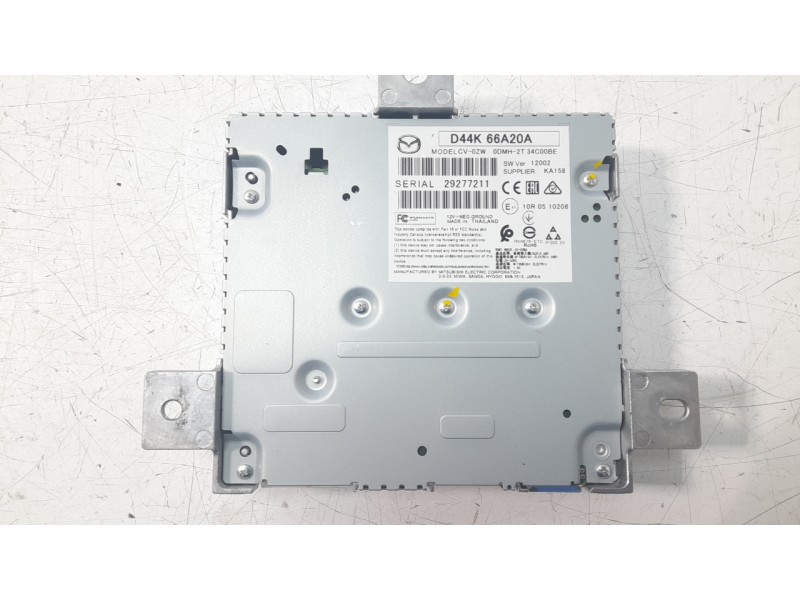 Recambio de amplificador de antena para mazda 3 sedán (bp) evolution referencia OEM IAM D44K66A20A  