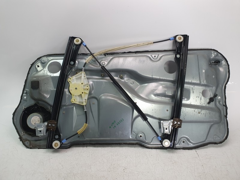 Recambio de elevalunas delantero izquierdo para volkswagen golf iv (1j1) 1.6 16v referencia OEM IAM 1J3837461H 106232116 113991