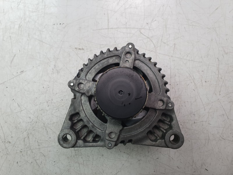 Recambio de alternador para opel corsa f (p2jo) 1.2 (68) referencia OEM IAM 9835689480  