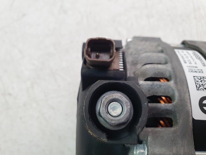 Recambio de alternador para opel corsa f (p2jo) 1.2 (68) referencia OEM IAM 9835689480  
