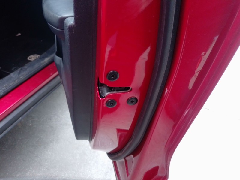 Recambio de cerradura puerta delantera derecha para mg zs suv (azs1) 1.5 vti referencia OEM IAM   