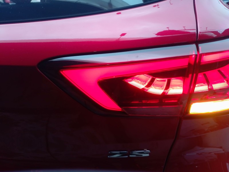 Recambio de piloto trasero derecho interior para mg zs suv (azs1) 1.5 vti referencia OEM IAM   