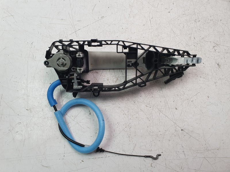 Recambio de maneta exterior delantera izquierda para bmw 2 active tourer (f45) 218 d referencia OEM IAM 7401209  