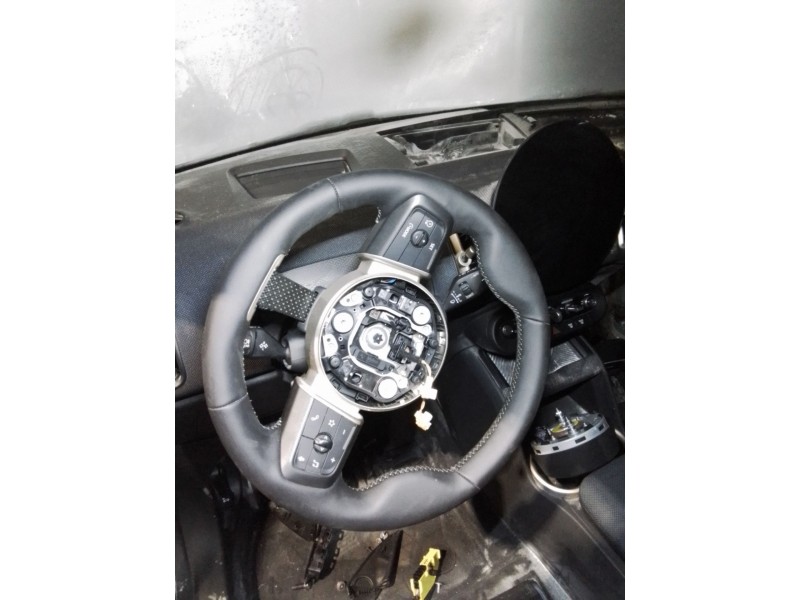 Recambio de volante para mini countryman d countryman d referencia OEM IAM 32305A6CB25  