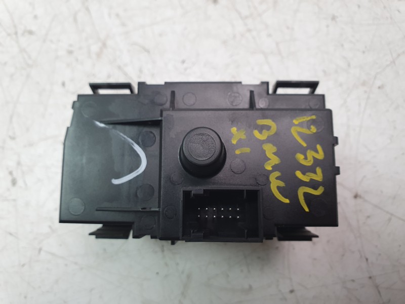 Recambio de mando luces para bmw x1 (e84) sdrive 18 d referencia OEM IAM 693279403 2141301 