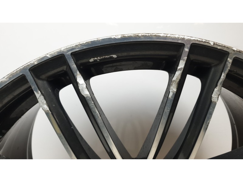 Recambio de llanta para porsche macan (95b) 3.0 s referencia OEM IAM 95B601025DN  