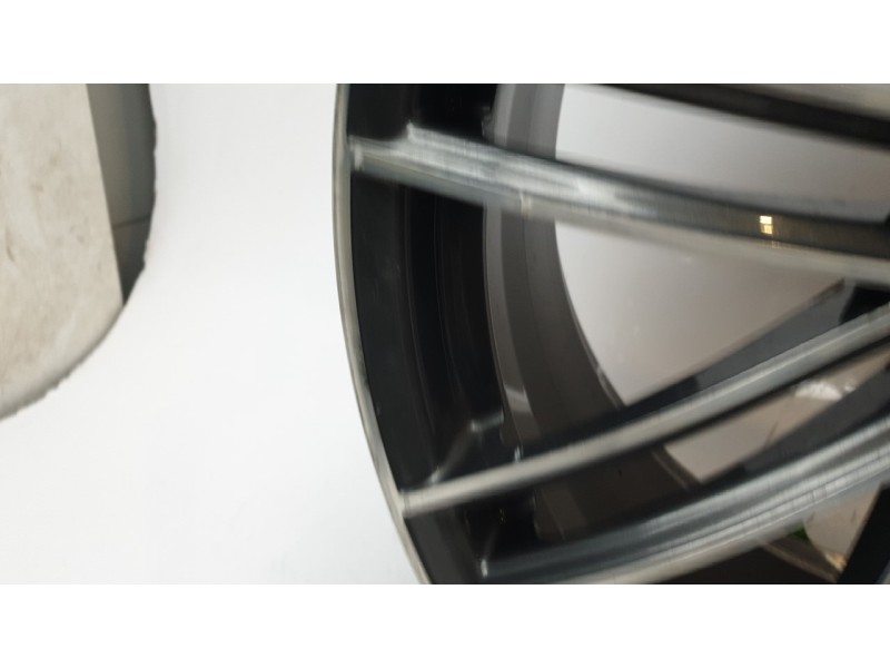 Recambio de llanta para porsche macan (95b) 3.0 s referencia OEM IAM 95B601025DN  