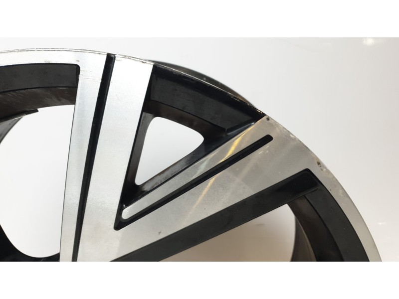 Recambio de llanta para volkswagen golf viii (cd1, da1) 2.0 tdi referencia OEM IAM 5H0601025M  