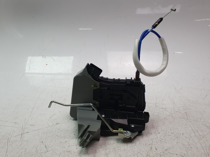 Recambio de cerradura puerta trasera derecha para kia sportage (nq5) drive referencia OEM IAM 81420R2000  