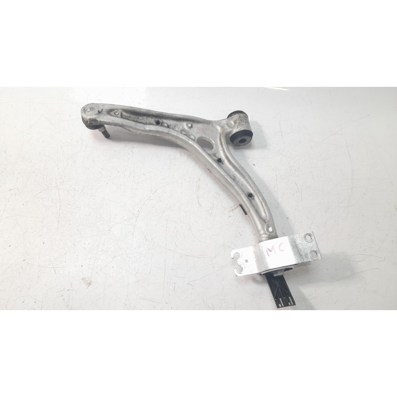 Recambio de brazo suspension inferior delantero derecho para mercedes-benz clase gla (w156) gla 220 cdi 4m / d 4m (156.905) refe