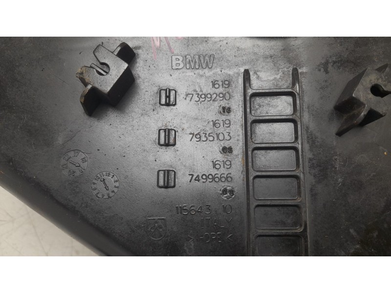 Recambio de deposito adblue para bmw 1 (f40) 118 d referencia OEM IAM 16197399290 16197935103 16197499666