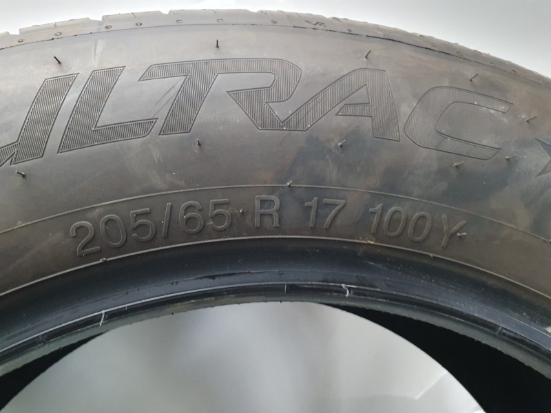 Recambio de rueda para mini countryman d countryman d referencia OEM IAM 2056517  