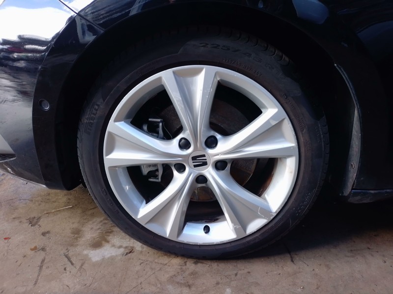 Recambio de llanta para seat leon sportstourer (kl8, kld) 2.0 tdi referencia OEM IAM   