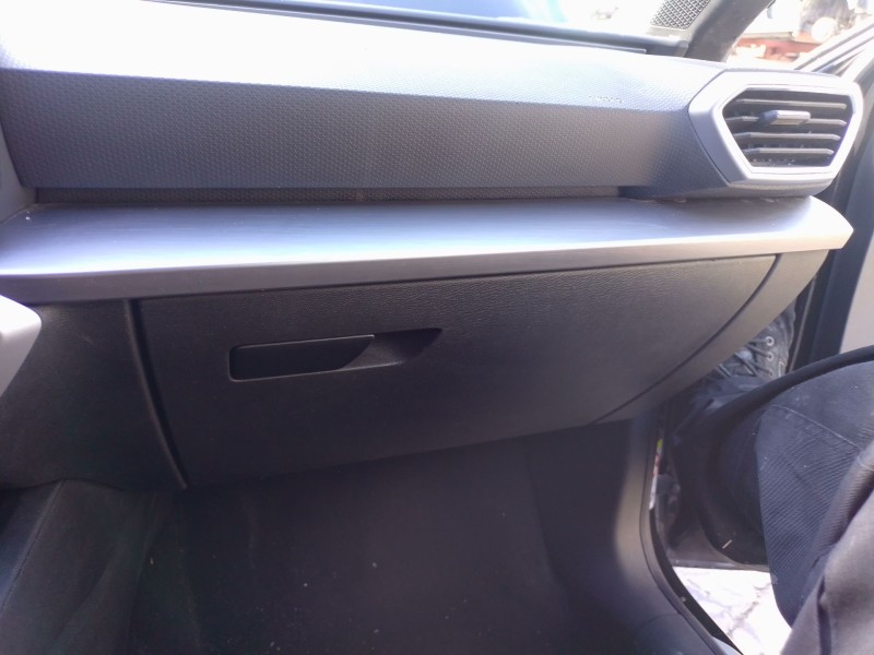 Recambio de guantera para seat leon sportstourer (kl8, kld) 2.0 tdi referencia OEM IAM   
