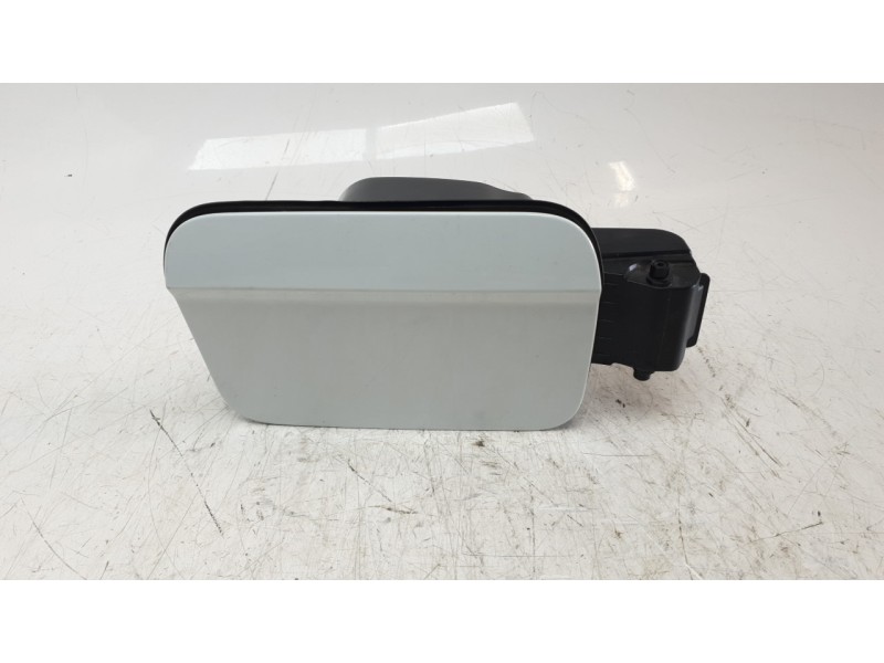 Recambio de tapa exterior combustible para seat ateca (khp) fr referencia OEM IAM 575809702  