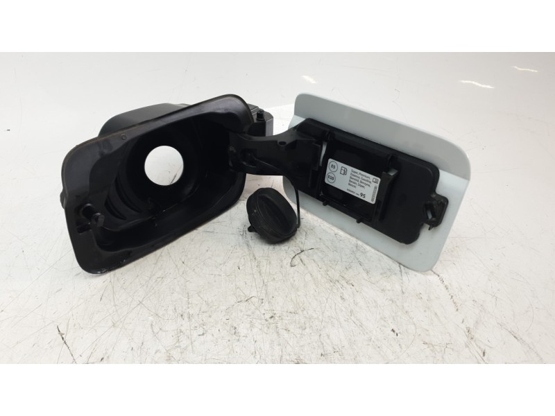 Recambio de tapa exterior combustible para seat ateca (khp) fr referencia OEM IAM 575809702  