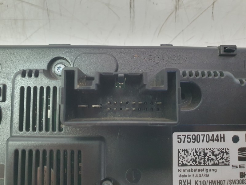 Recambio de mando climatizador para seat ateca (khp) fr referencia OEM IAM 575907044H  