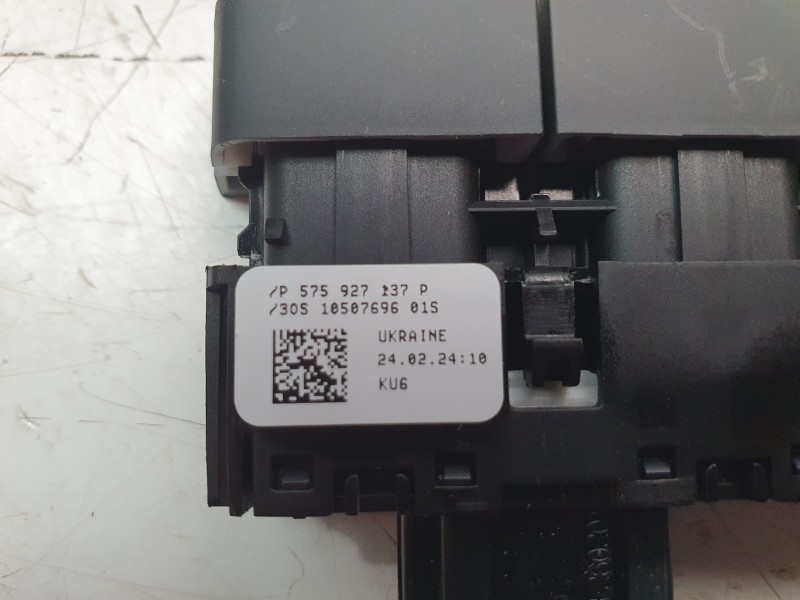 Recambio de mando multifuncion para seat ateca (khp) fr referencia OEM IAM 575927137P  