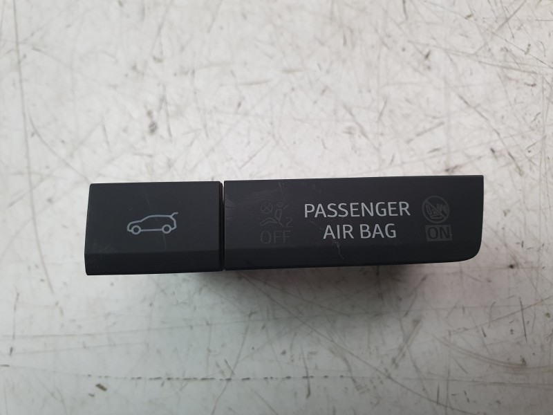 Recambio de interruptor para seat ateca (khp) fr referencia OEM IAM 575927143D  