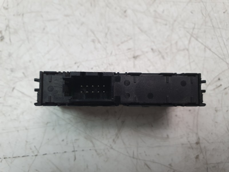 Recambio de interruptor para seat ateca (khp) fr referencia OEM IAM 575927143D  