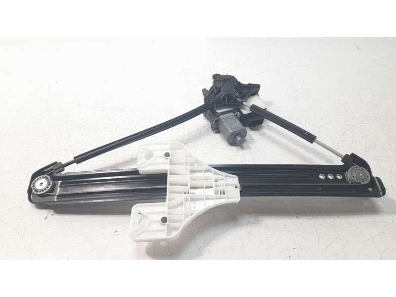 Recambio de elevalunas trasero derecho para seat ateca (khp) fr referencia OEM IAM 5G0959855R  