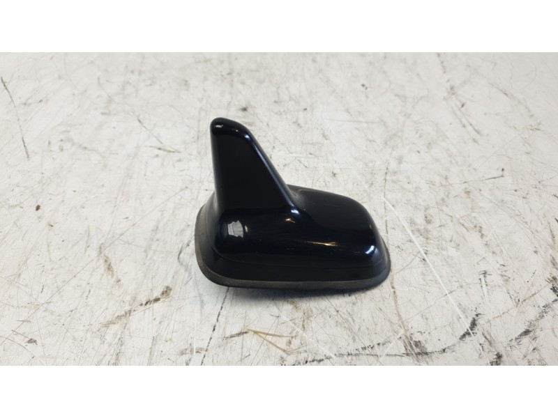 Recambio de antena para seat ateca (khp) fr referencia OEM IAM 5Q0035507AH  