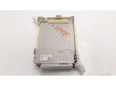 Recambio de caja reles / fusibles para lexus rx 3.5 v6 24v cat referencia OEM IAM 8273048A21  