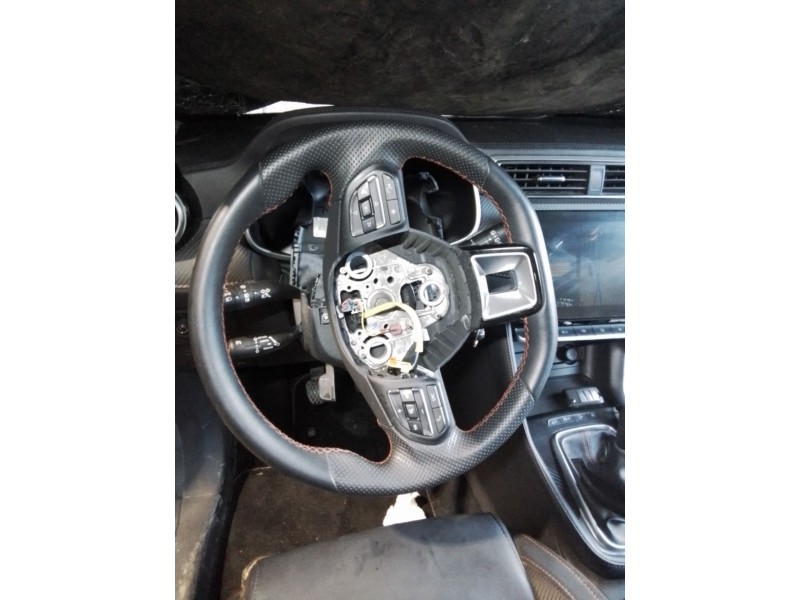 Recambio de volante para mg zs suv (azs1) 1.5 vti referencia OEM IAM 10368140  