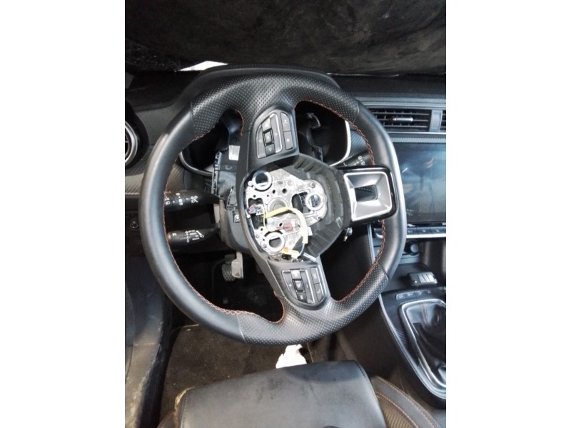 Recambio de volante para mg zs suv (azs1) 1.5 vti referencia OEM IAM 10368140  